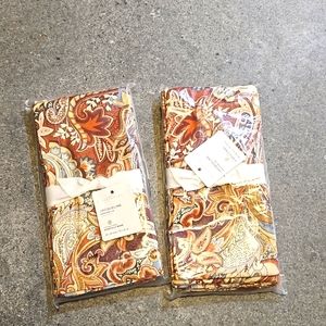 Pottery Barn Jacqueline Napkins Set of 4 NWT